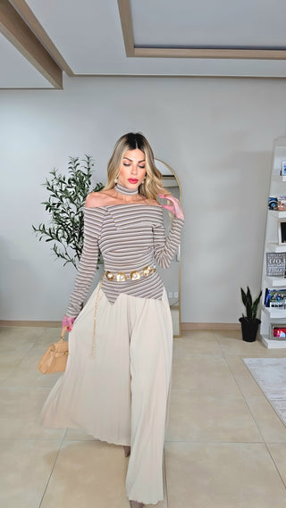 Cream pearls pleated belted pants