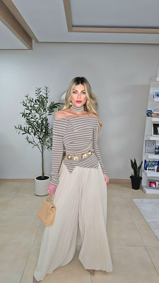 Cream pearls pleated belted pants